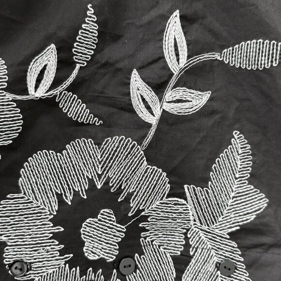 Insight Black Long-Sleeve Shirt With White Floral Embroidery Button-Down , M - Picture 5 of 6